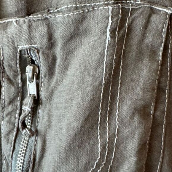 Pete & Greta Johnny Was Light Taupe Cropped Cargo Utility Pants Sz 4 - Picture 7 of 9